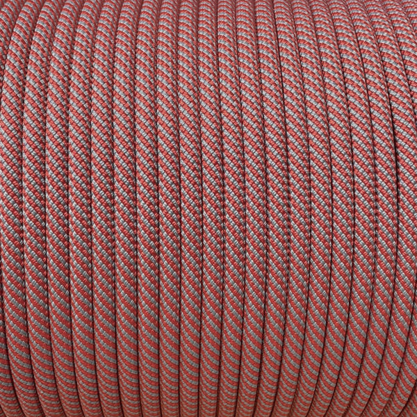 Zdjęcie przedstawia linę Smart lite o srednicy 9,8mm w kolorze czerwono szarym wykorzystywana w alpiniźmie przemysłowym