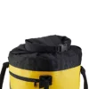Zamknięcie worka transportowego Petzl BUCKET 30 z czarną klamrą i ściągaczem
